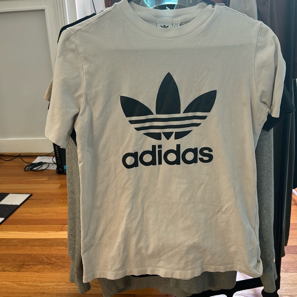 Adidas trefoil shirt